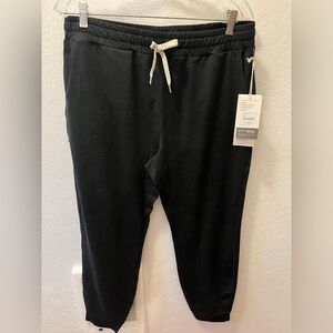 NWT Vuori Performance Jogger heather black L